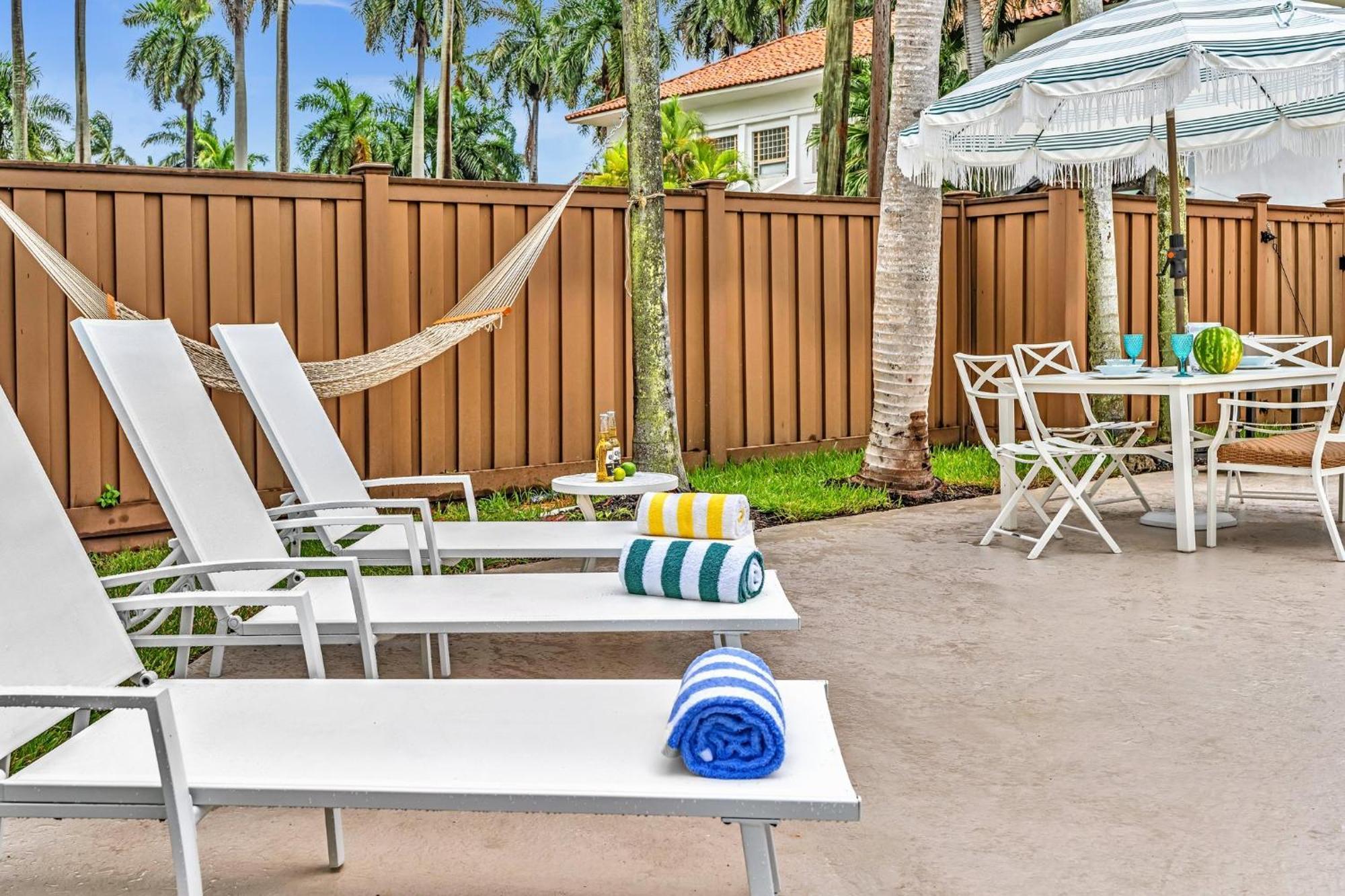 Tropical Oasis With Pool 10 Mins Airport & 5 Mins Beach Голливуд Экстерьер фото
